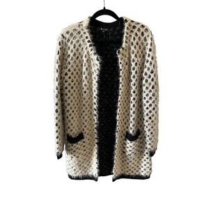 ii sisters soft fuzzy cardigan sweater cream/black medium boxCY
